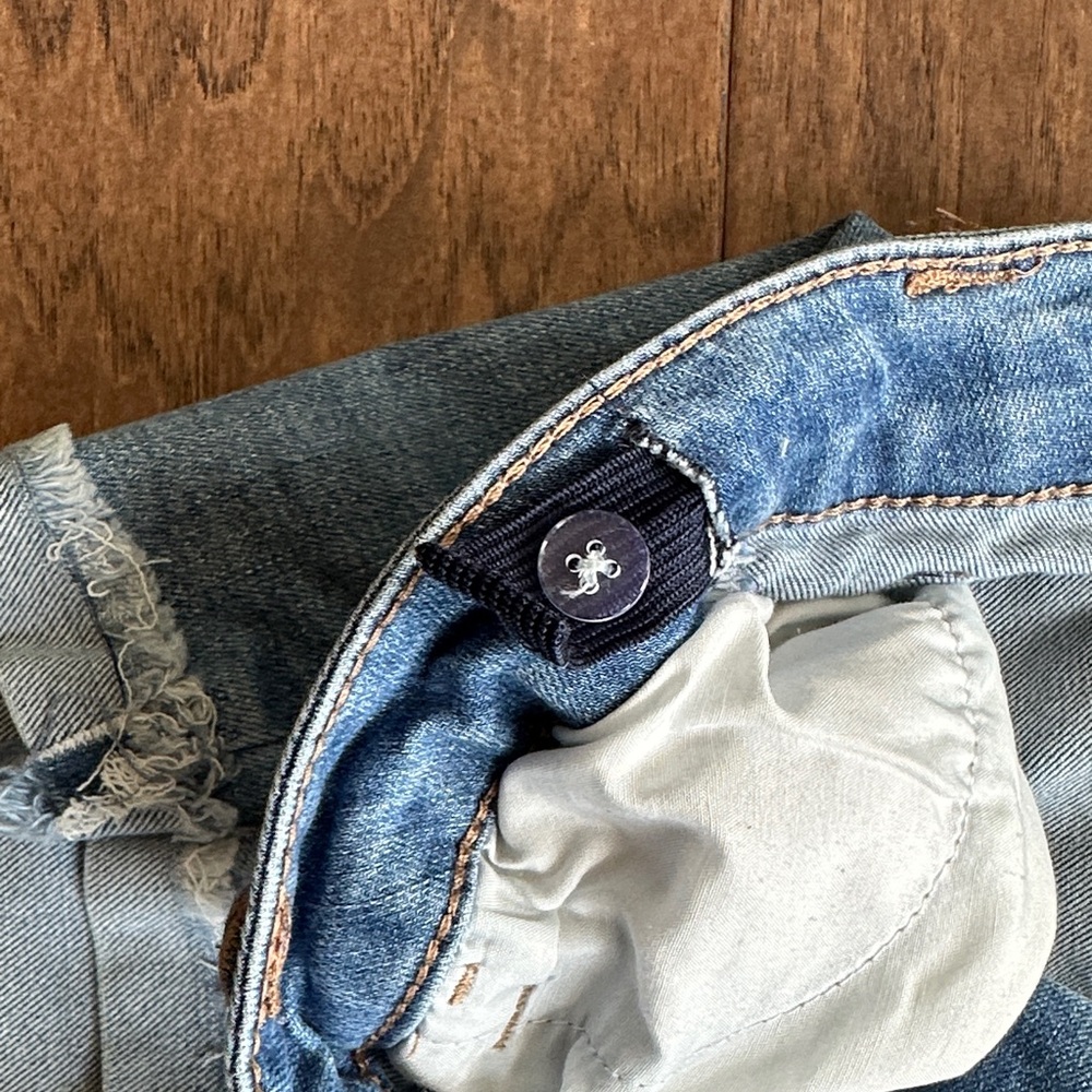 SO Light Blue Distressed Jean Shorts - Picture 5 of 6